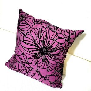 Purple Black Velvet Flowers Throw Pillow